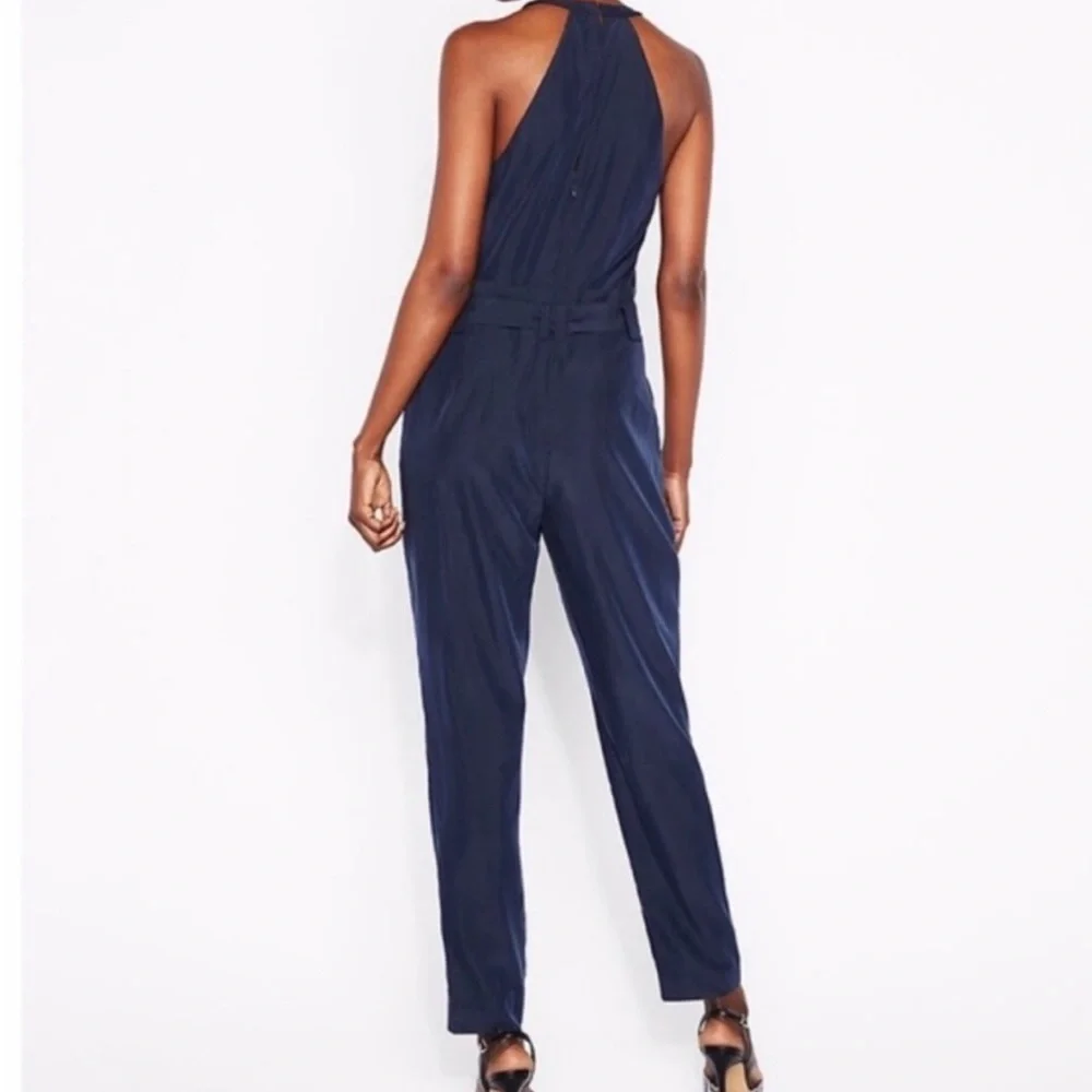 NEW EXPRESS Belted Surplice Jumpsuit in Navy  Sz 6 - Picture 2 of 9